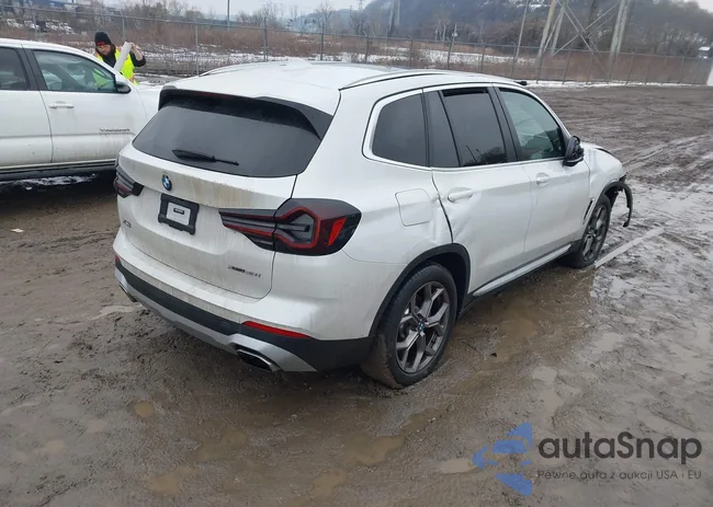 5UX53DP05N9M26195: 44393802