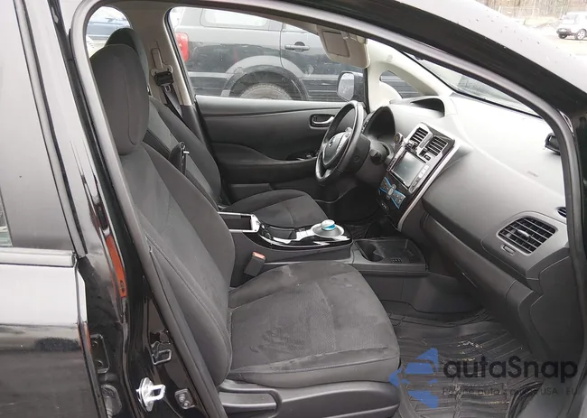 1N4BZ0CP4GC300601: 44393823