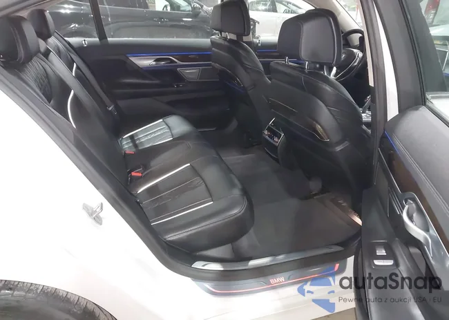 WBA7U2C0XMCF20205: 44394900