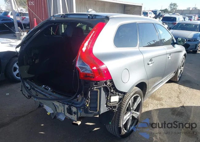 YV449MRR6H2063777: 44394905