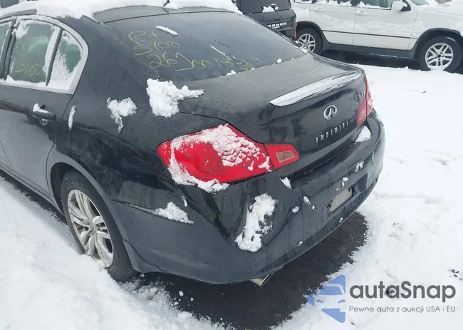 JN1CV6AR9AM251028: 44394923