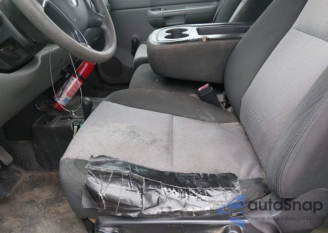 1GCHK73K79F144559: 44395033