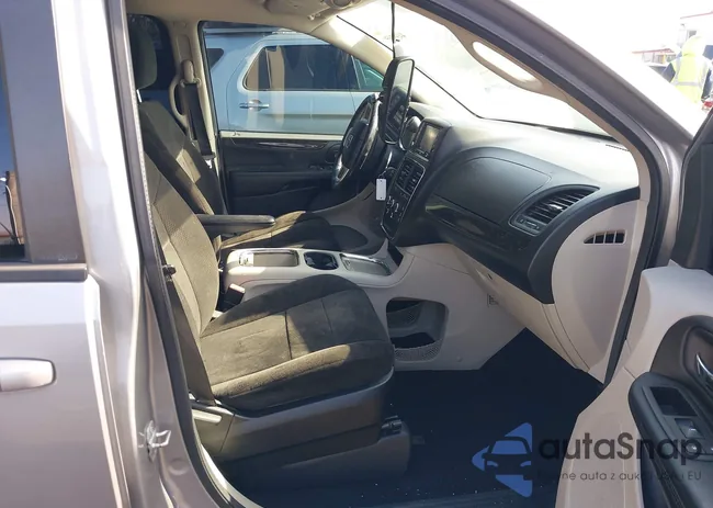 2C4RDGCG3DR680663: 44395059