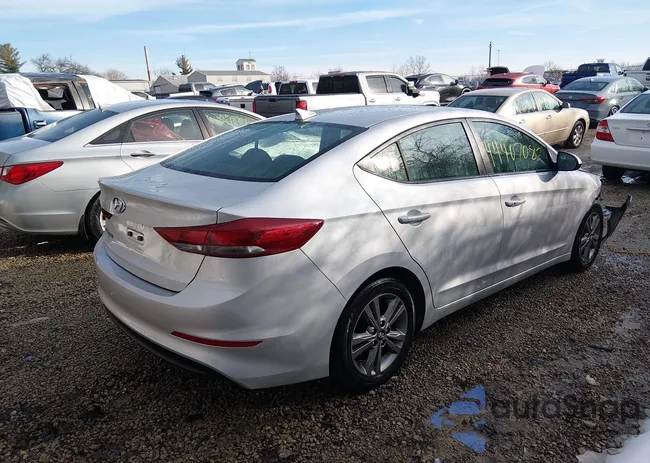 5NPD84LF2HH148960: 44395112