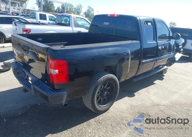 1GCRCSE07DZ279063: 44395136