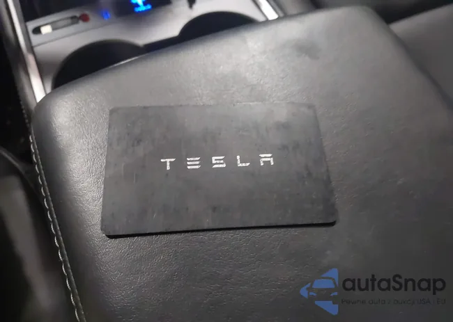 5YJ3E1EC2MF084188: 44395163