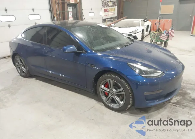 5YJ3E1EC2MF084188: 44395163