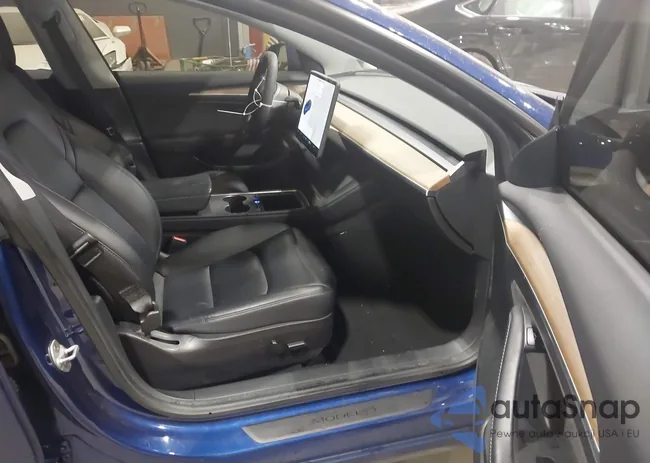 5YJ3E1EC2MF084188: 44395163