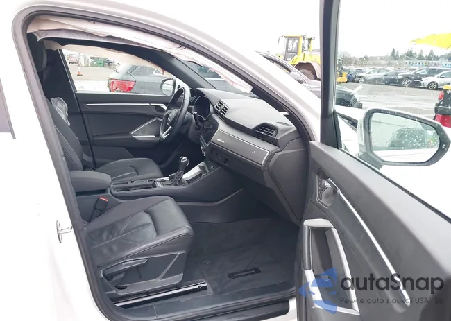 WA1AECF36K1070229: 44395321