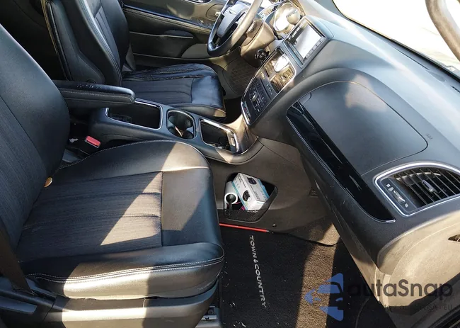 2C4RC1HG2ER199782: 44395411