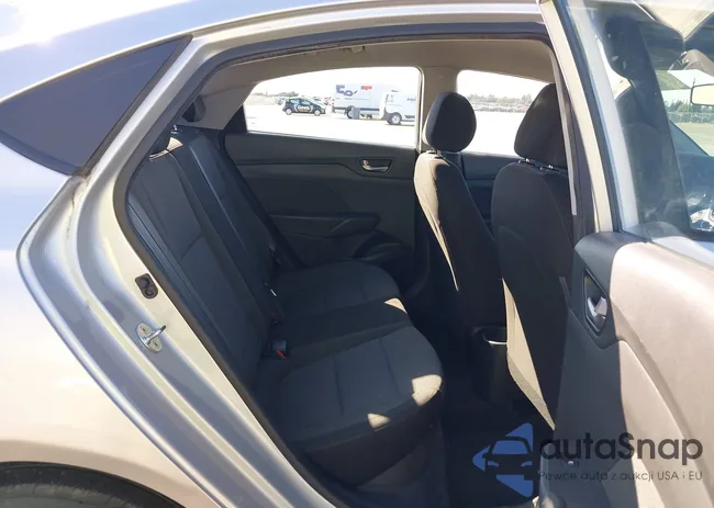 3KPC24A35JE023919: 44395430