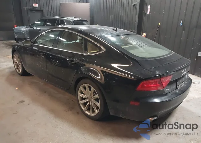 WAUYGAFCXCN129003: 44394502