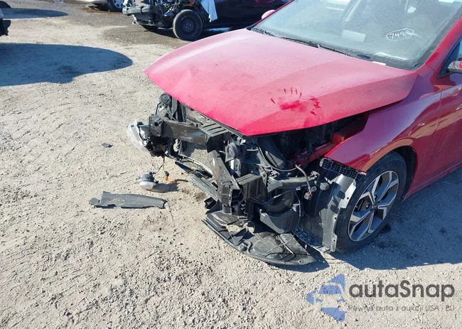 3KPF24AD0LE183165: 44394503