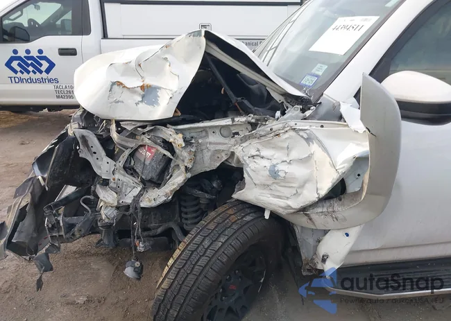 JTEBU5JR5K5668000: 44394511