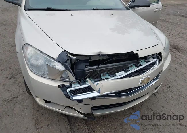 1G1ZB5E1XBF100745: 44394528