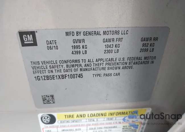 1G1ZB5E1XBF100745: 44394528