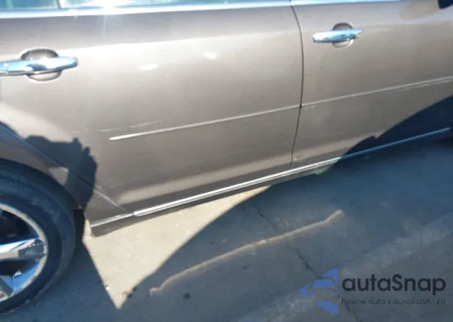 1G1ZD5E00CF156549: 44394644