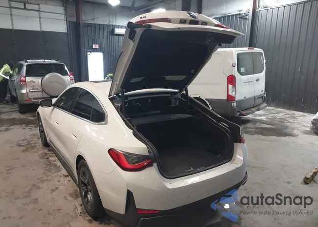 WBY23HD01SFT95748: 44394680