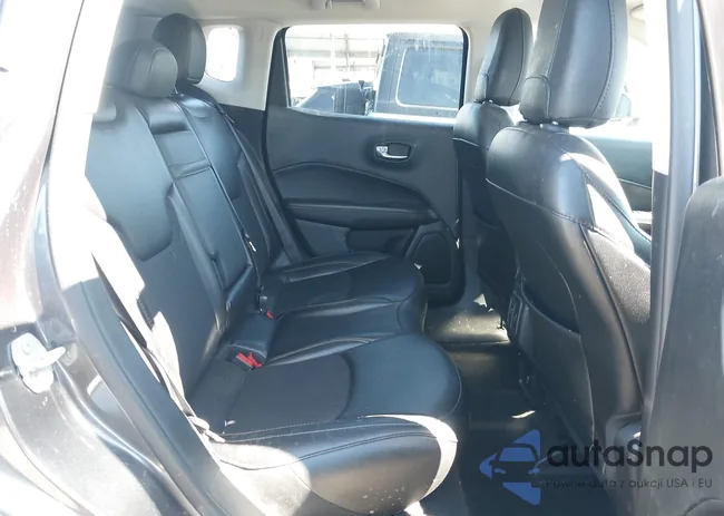 3C4NJDBB9LT132609: 44395879