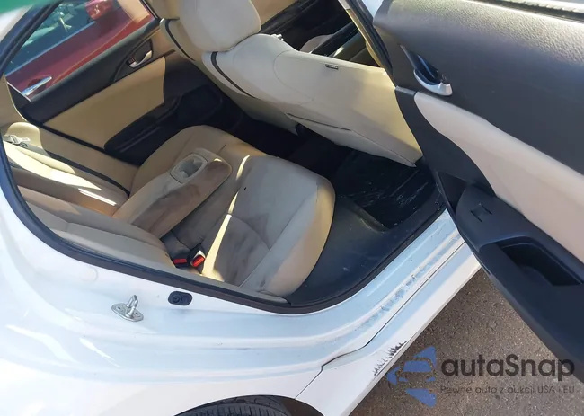 19XFC2F79JE010777: 44395887