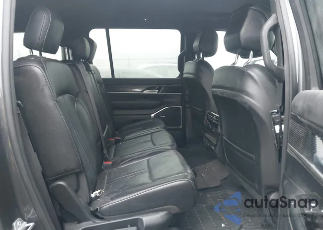 1C4SJVAT5PS550546: 44395911