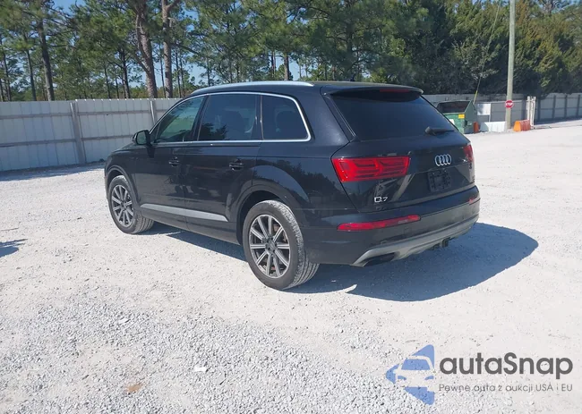 WA1LAAF77HD011922: 44396147