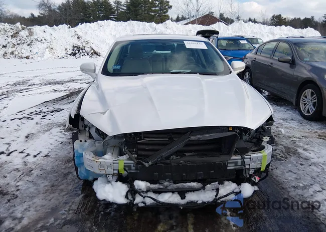 3FA6P0D90JR212189: 44396148