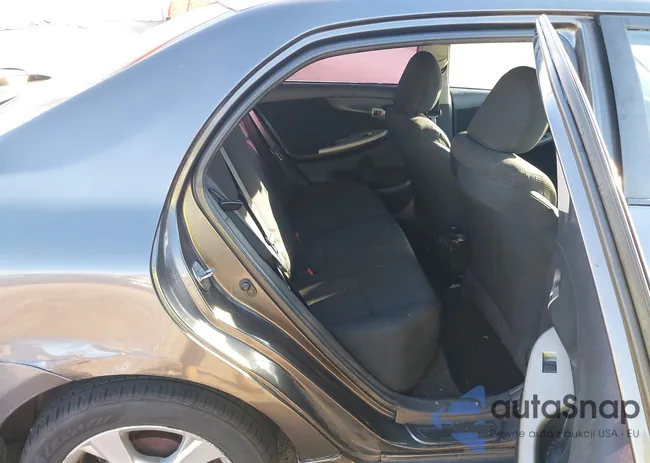 2T1BU4EEXBC688929: 44396157