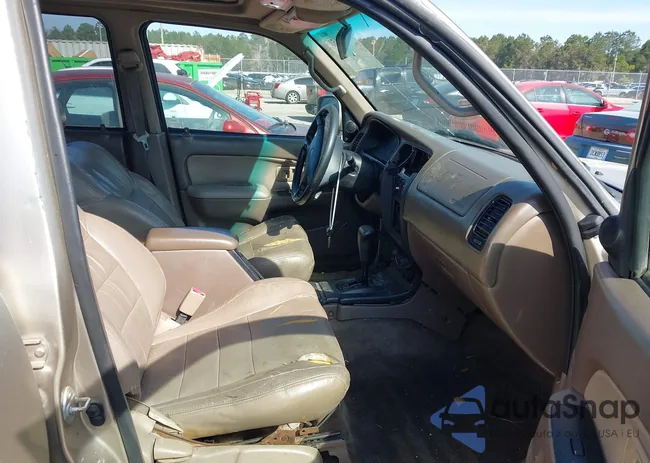 JT3GN86R410212555: 44396158