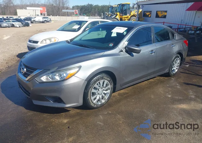 1N4AL3AP4JC209370: 44396174