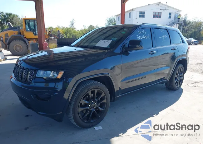 1C4RJEAG6HC953271: 44396177