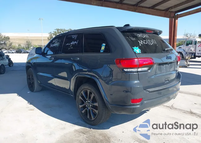 1C4RJEAG6HC953271: 44396177