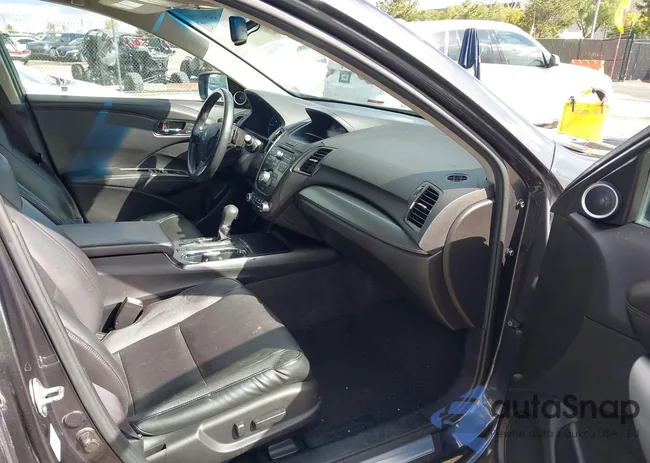 5J8TB3H33EL013923: 44396183