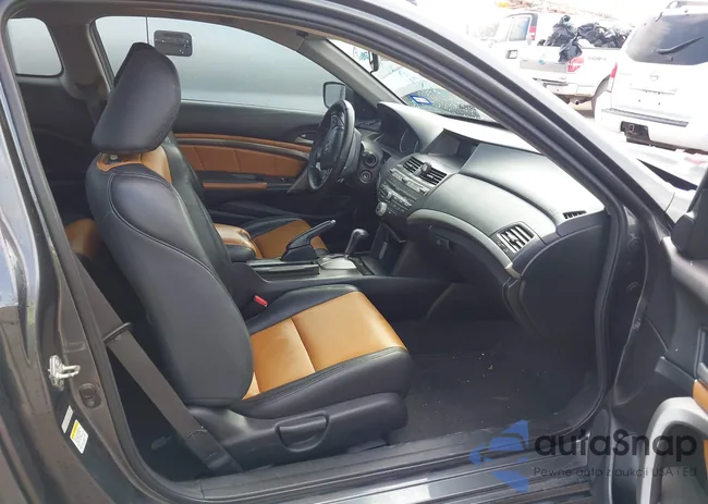 1HGCS2B82CA007912: 44396188