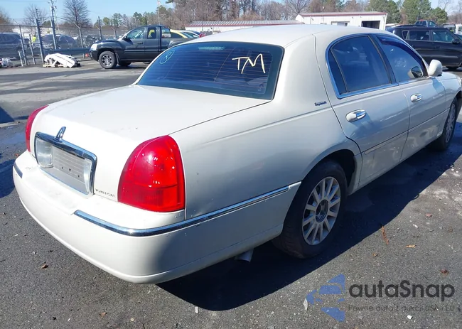 1LNHM81W66Y605851: 44396231