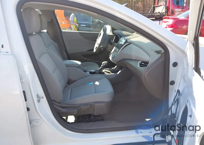 1G1ZC5ST5RF222653: 44396348