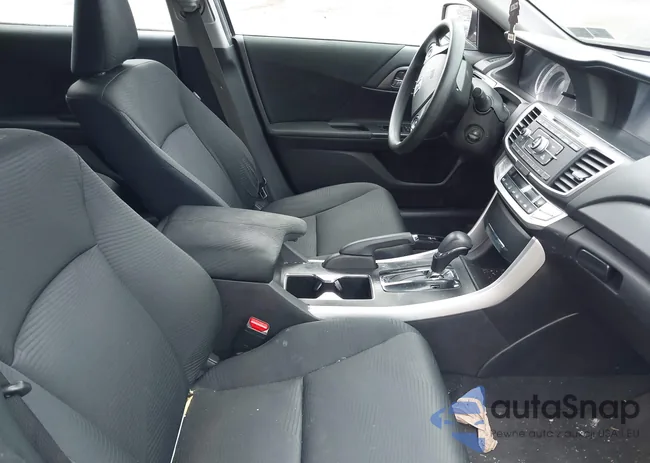 1HGCR2F37FA102366: 44396430