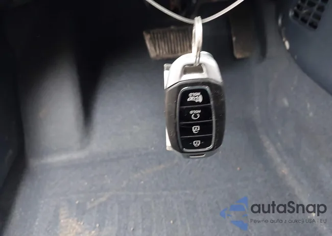 KMHRC8A34NU141431: 44395489