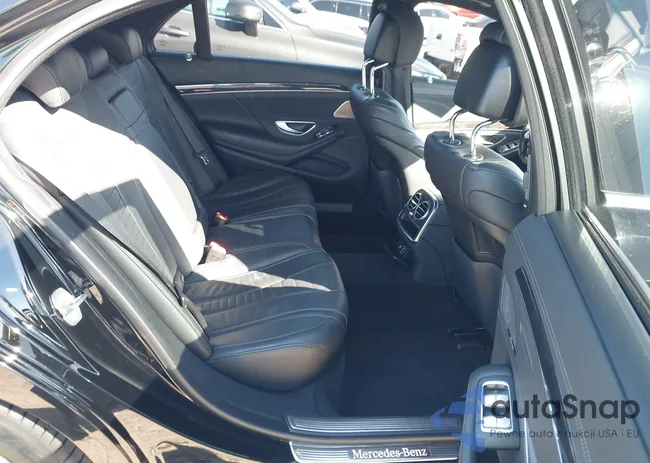 WDDUG8DB4KA456108: 44395500