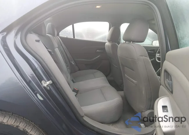 1G11B5SL7FF145912: 44395557