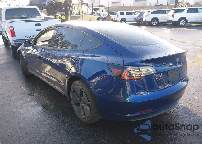 5YJ3E1EB8MF937801: 44395571