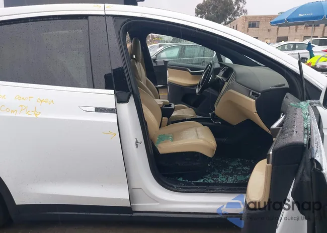 5YJXCBE2XGF008744: 44395583