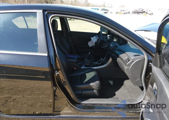 1HGCR2F52GA193159: 44396839