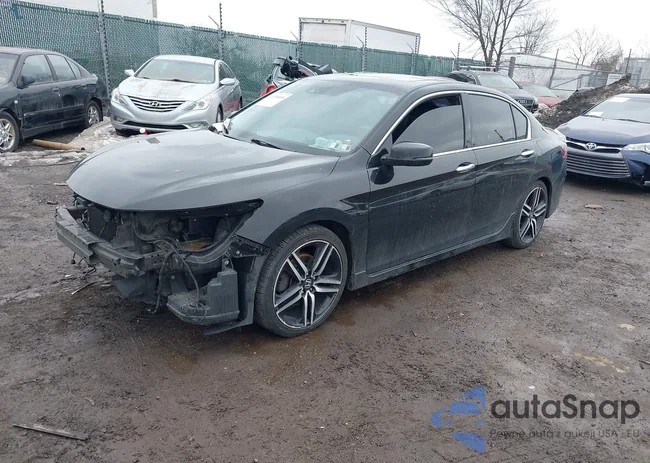 1HGCR3F96GA019085: 44396850