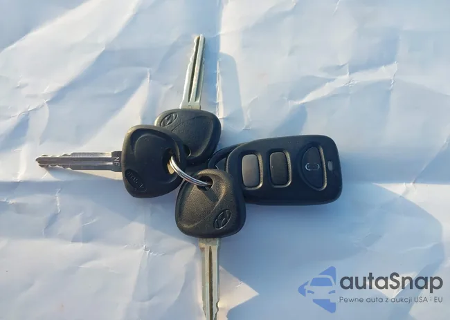 5NPD84LFXHH142033: 44396915