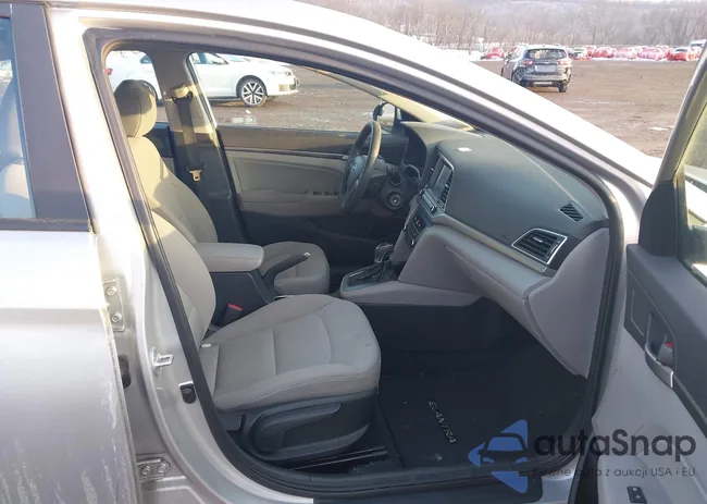 5NPD84LFXHH142033: 44396915