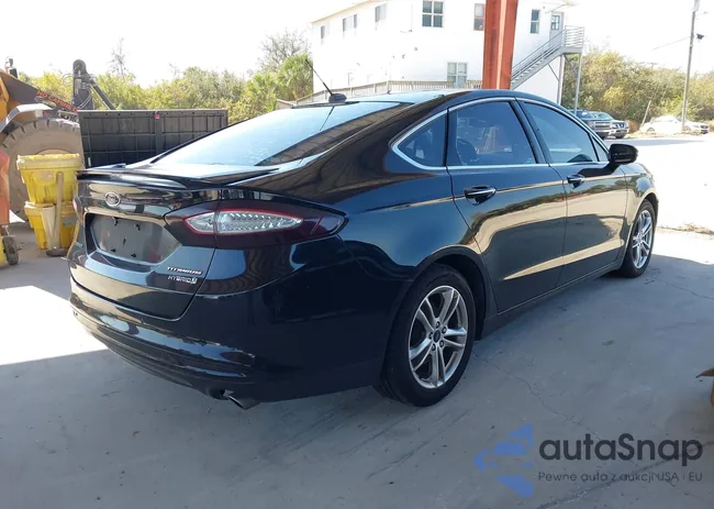 3FA6P0RUXGR231175: 44396985