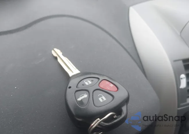 2T1BU4EE2CC781865: 44397076