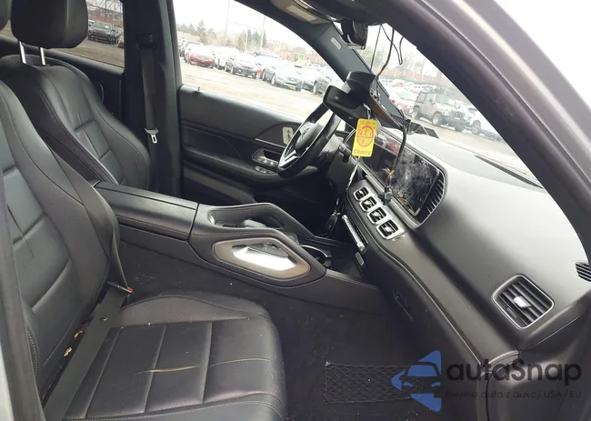 4JGFB4KB3MA392686: 44397104