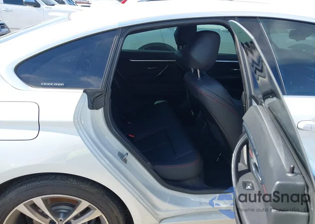 WBA4J1C54KBM17458: 44397113